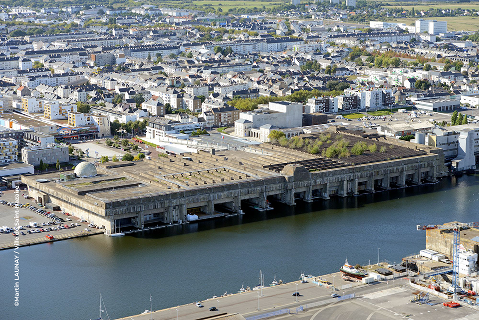 ®Ville de Saint-Nazaire, vue aérienne de la base sous-marine